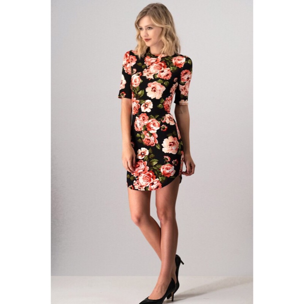 Stunning floral dress - Picture 4 of 6